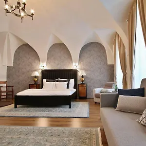 U šuterů Hotel